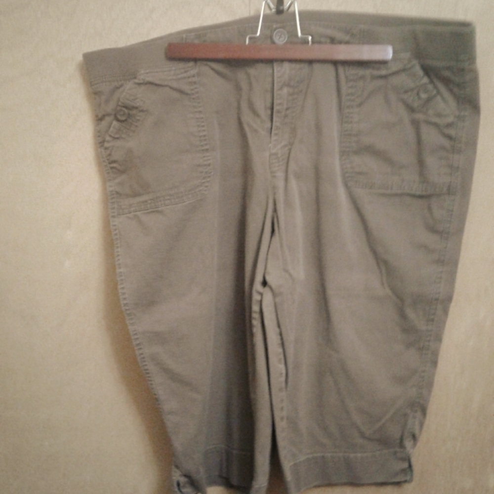 Capris